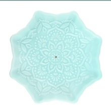 Cargar imagen en el visor de la galería, Quemador Incienso Mandala
