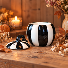 Cargar imagen en el visor de la galería, Quemador Calabaza blanca y negra
